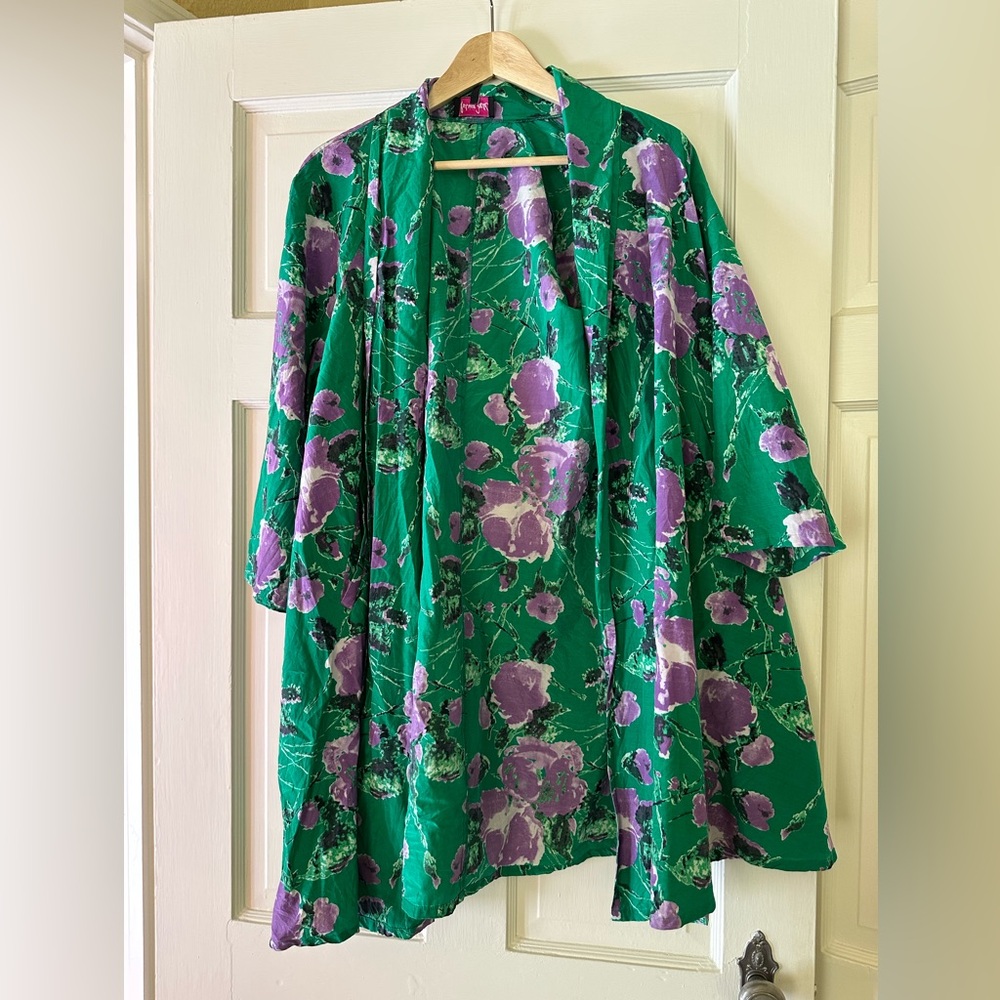 Floral open front, lightweight swing jacket